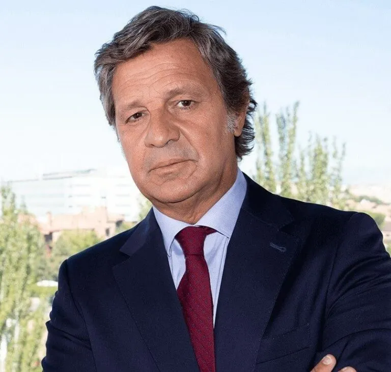 Luis Marquina